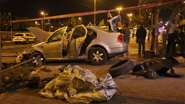 الشرطة:إصابة رضيعة بجروح بالغة والإشتباه بحادث دهس متعمد في القدس
