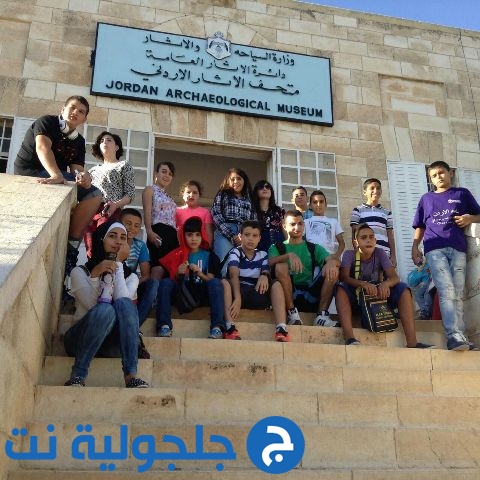 تخريج طلاب اكسبرس سكول من مخيم الأردن الفوج 11