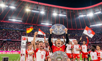 بايرن ميونيخ يتوج بطلاً للدوري الألماني بالفوز على شتوتغارت