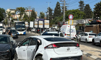 5 اصابات احداهما خطيرة بحادث طرق على شارع 444 - مفرق جلجولية 