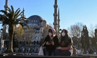 كورونا يخيم على تركيا.. حظر تجول في 31 مدينة