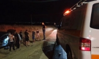 اصابة شابين من ديرحنا بجراح خطيرة بعد تعرضهما لاطلاق النار قرب شاطئ بطبريا