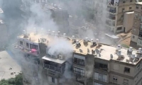إندلاع حريق في مبنى سكني في حيفا يسفر عن إصابة 12 شخصًا جراء استنشاق الدخان