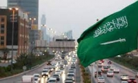 السعودية تسمح بفتح المتاجر أثناء الصلوات لأول مرة منذ عقود