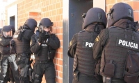 الشرطة تطلق النار على رجل هاجم أحد مراكزها في إسبانيا