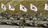 جيش كوريا الجنوبية يجري تدريبا بالصواريخ لمواجهة بيونغ يانغ