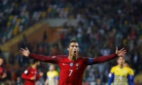 رونالدو يسجل أربعة أهداف ويقود البرتغال لفوز ساحق على اندورا