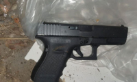اعتقال شاب (21 عامًا) بشبهة حيازة قطعة سلاح بعد مطاردة شرطية بوليسية في جلجولية