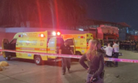 اصابة 3 شبان بجراح خطيرة ومتوسطة بعد تعرضهم لاطلاق النار في حي المحطة في مدينة اللد