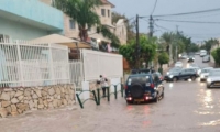 بلدات عربية تغرق جراء مياه الأمطار وتخوفات من فيضانات