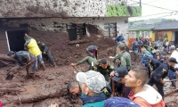 17 قتيلا بانهيار أرضي في كولومبيا