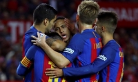 برشلونة يتنفس الصعداء بفوزه على إشبيلية