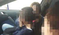 سائقة من ساجور أقلّت 11 طفلا في سيارة تتسع لخمسة ركّاب فقط