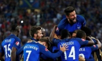 فرنسا تخطف فوزا في الأنفاس الأخيرة أمام ألبانيا وتبلغ الدور الثاني