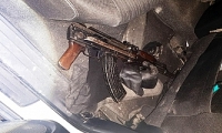 العثور على سلاح وذخيرة داخل سيارة بكفرقاسم واعتقال شابين