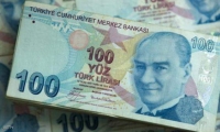 الليرة التركية تهبط لأضعف مستوى في 6 أشهر مقابل الدولار