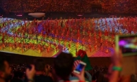 البرازيل تضع أزمتها جانبا في افتتاح مثير لاولمبياد ريو