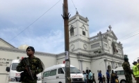 اكثر من 120 قتيلا في تفجيرات استهدفت كنائس وفنادق في سريلانكا