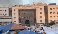 القوات الإسرائيلية تقتحم مستشفى الشفاء في غزة