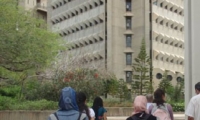 جامعة تل ابيب تتراجع عن قرارها بمنع التحدث بالعربية بين الموظفين