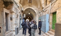 عملية طعن في البلدة القديمة في القدس واعتقال فتى (14 عامًا) من شعفاط