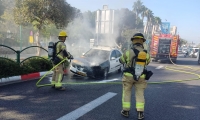 إندلاع حريق في سيارة بكريات بياليك في منطقة حيفا دون وقوع إصابات
