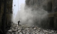 ضربات جوية تستهدف مناطق المعارضة في حلب أثناء الليل