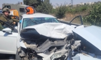 4 إصابات بينها خطيرة بحادث طرق بين سيارتين على شارع 60 في منطقة الخليل