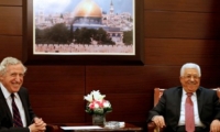 عباس يجدد رفضه لتقرير الرباعية ويدعم المبادرة الفرنسية