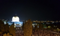350 الف مصلٍ يحيون ليلة القدر في المسجد الاقصى بمدينة القدس