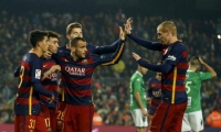 ريال يواجه الاستبعاد وتأهل برشلونة بسهولة في كأس الملك