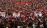 حشود هائلة في صنعاء تأييدا للمجلس السياسي واحتجاجا على ضربات التحالف