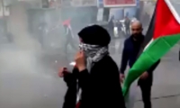 وسائل إعلام لبنانية: محتجون يحاولون اقتحام السفارة الأمريكية ببيروت