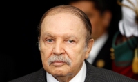 الرئيس الجزائري عبد العزيز بوتفليقة يقدم استقالته