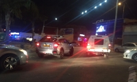 الشرطة تغلق منطقة في جلجولية للاشتباه بسيارة