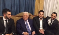 الرئيس الفلسطيني محمود عباس يلتقي مشتركي اراب آيدول