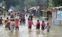 مصرع أكثر من 70 شخصا بعواصف وفيضانات بالهند