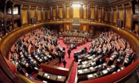 البرلمان الإيطالي يقر 