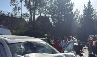 مصرع ثلاثة شبان وإصابة آخرين بحادث طرق على شارع 805 قرب سخنين