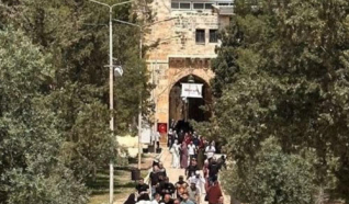 أسواق القدس تنبض من جديد: دعوات لإنعاش الاقتصاد بعد ركود قسري