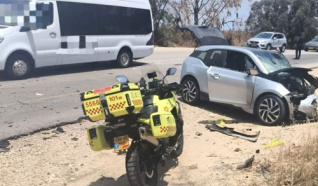 إصابة 7 اشخاص بجراح متفاوتة بحادث طرق بين سيارتين على شارع 232 في جنوب البلاد