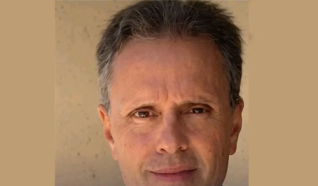 تعيين ابن حيفا جوني سروجي في منصب نائب الرئيس التنفيذي لأجهزة شركة أبل على مستوى العالم