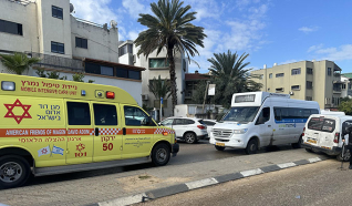 اصابة شاب بجراح متوسطة بعد تعرضه للدهس في جلجولية