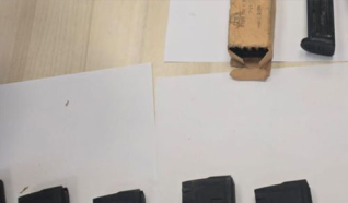 ضبط أسلحة غير قانونية في مزرعة أغنام بقرية عرعرة بالنقب واعتقال شخصين