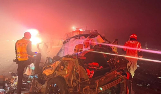 مصرع شابة وإصابة شاب بجراح خطيرة بحادث طرق على شارع 90