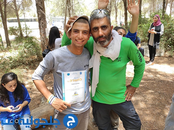 الطالب سامر شواهنه يشارك في دورة ملاحة مشتركة بين العرب واليهود