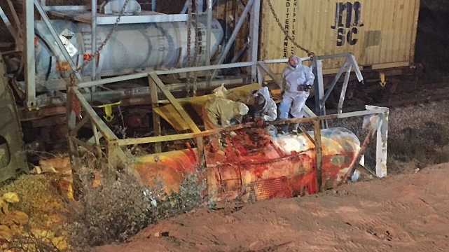 إصطدام قطارين في النقب أحدهما محمل مواد سامة