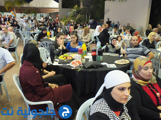المئات  في مهرجان مركز سنديان في قلنسوة لدعم ذوي الاعاقة وتبرعات هائلة