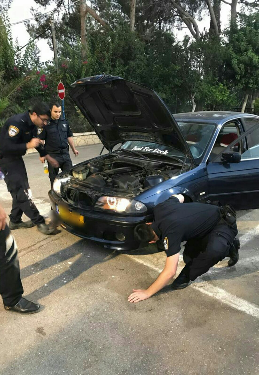 شرطة السير تقوم بحملة مصادرة السيارات المعدلة