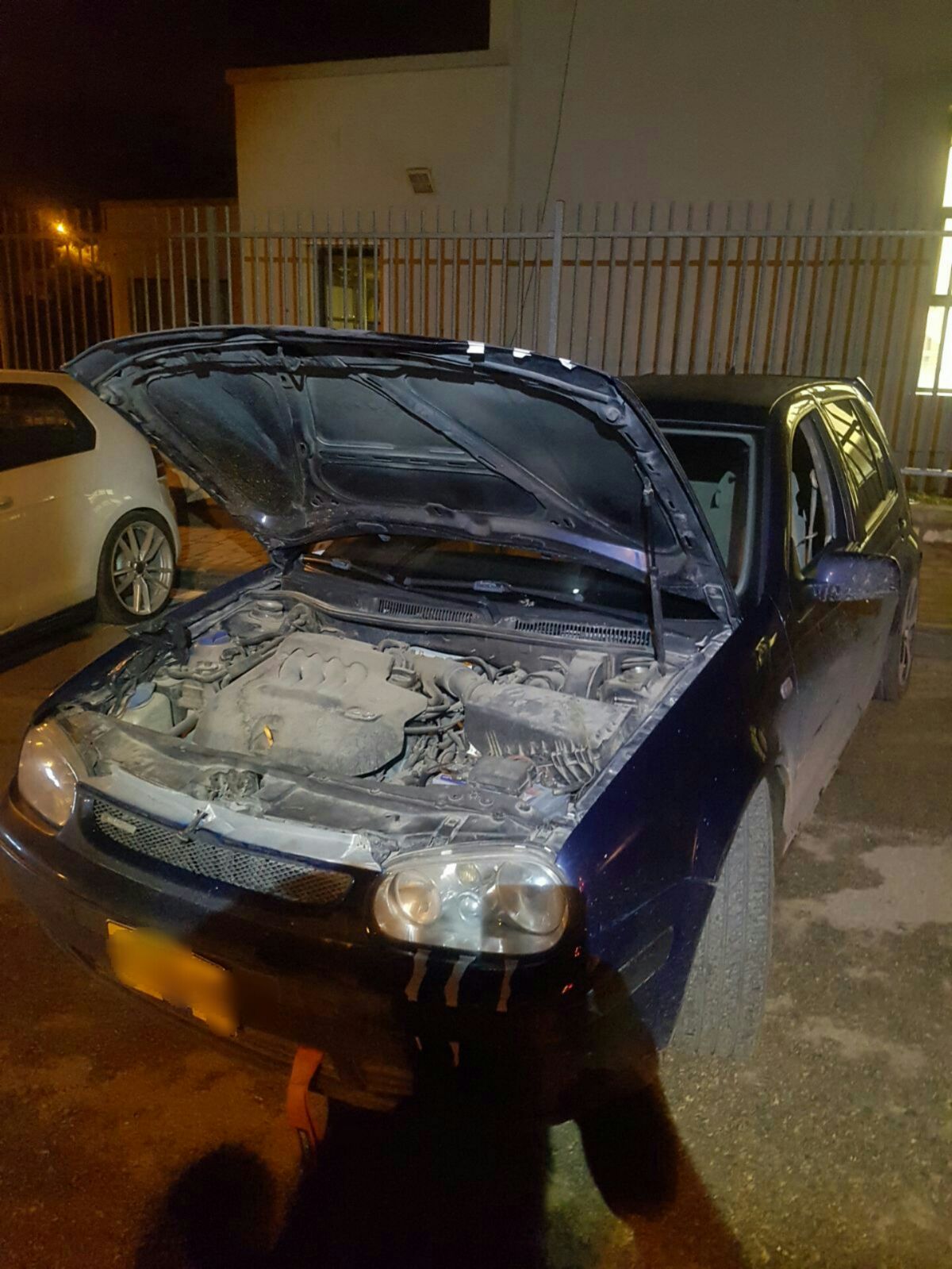 شرطة السير تقوم بحملة مصادرة السيارات المعدلة